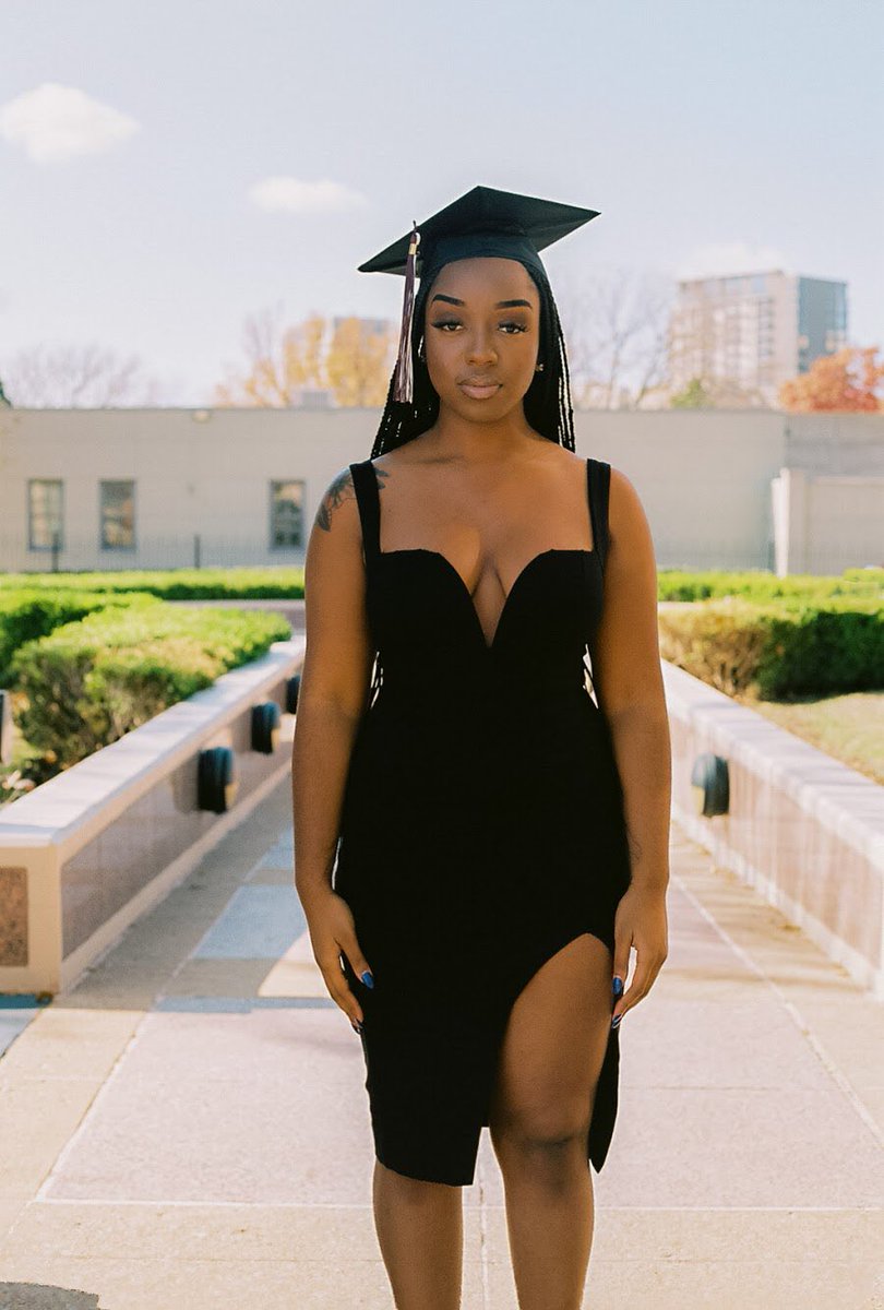 lovedomma's tweet photo. Sacrifice &amp; Determination.

24 with my Masters in Counseling &amp; Human Development. Thank you God for carrying me through. 
#BlackTherapist #MentalHealthExpert #EducatedBlackWoman #BlackMindsMatter #TherapyWorks https://t.co/XBscomQVar