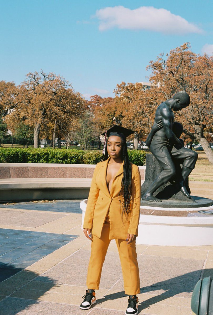 lovedomma's tweet photo. Sacrifice &amp; Determination.

24 with my Masters in Counseling &amp; Human Development. Thank you God for carrying me through. 
#BlackTherapist #MentalHealthExpert #EducatedBlackWoman #BlackMindsMatter #TherapyWorks https://t.co/XBscomQVar