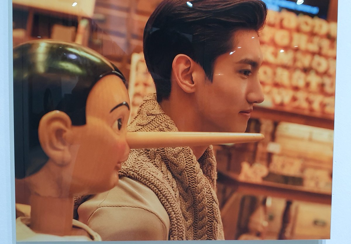 _MAXoo__'s tweet image. 울오빠 콧대😌✨💕
세상 높다 높아🤴🍑💕
.
#東方神起 #FNS東方神起楽しみ #TVXQ 
 #東方神起LIVETOUR2019_XV #changmin 
#최강창민 #심창민 #チャンミン #チャミ
.
(출처-포티님 Fan_Of_TVXQ )