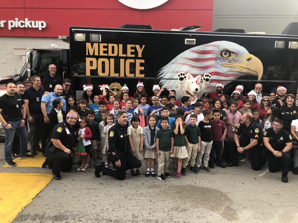 Jorge Arencibia (@jorgearencibia) on Twitter photo Today I had the opportunity to be Bullseye and brought lots of joy to these kids! What an awesome experience! Special recognition to our AP Leader- Maurice for organizing the event! <a href="/RosalinaCampus1/">Rosalina Campusano</a> <a href="/JoeyG85/">Joe Gosselin</a> <a href="/aldenkooken/">Alden</a> #T2109 #ShopWithACop #WorkSomewhereYouLove Today I had the opportunity to be Bullseye and brought lots of joy to these kids! What an awesome experience! Special recognition to our AP Leader- Maurice for organizing the event! <a href="/RosalinaCampus1/">Rosalina Campusano</a> <a href="/JoeyG85/">Joe Gosselin</a> <a href="/aldenkooken/">Alden</a> #T2109 #ShopWithACop #WorkSomewhereYouLove