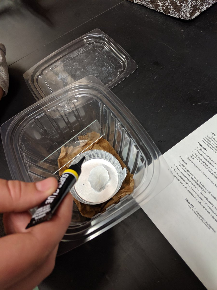 Updegraff_ERHS's tweet photo. #ERHSforensics Ss developed latent fingerprints today using the superglue fuming technique #ERHStweets #ERHS #ERHSscience https://t.co/kRsbgaAzzG