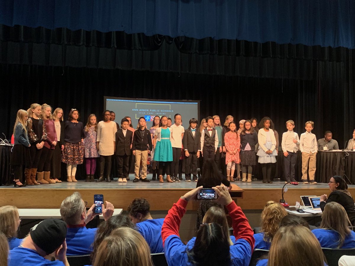 heronspecials's tweet photo. Thurston's 5th Grade Choir performed for a packed house at the Board of Education meeting tonight.  They sounded wonderful and they even got a standing ovation!  @a2Thurston @A2schools @A2SchoolsSuper @A2FineArts https://t.co/rcIgeuzf2z