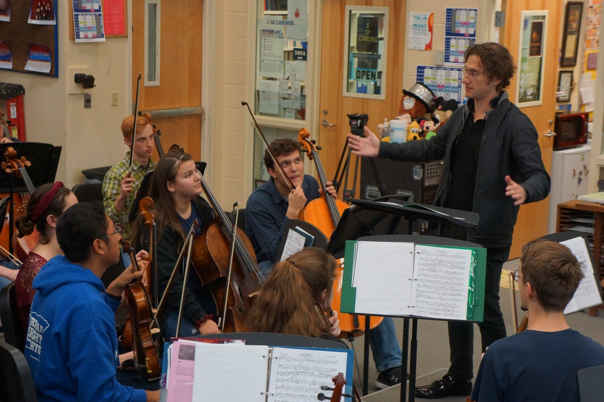 brittfestivals's tweet photo. BFO Music Director Teddy Abrams is coming back into local band and orchestra classes next week to share his expertise with the next generation of stars.

#BFO #TeddyAbrams #EducationandEngagement #Brittfest https://t.co/IYKFxNckqz