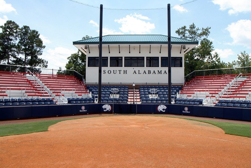 Rachel Everett tweet media