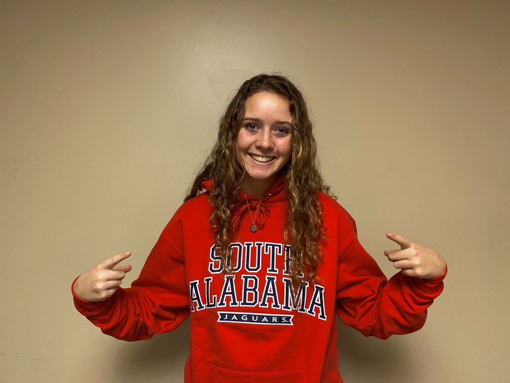 Rachel Everett tweet media