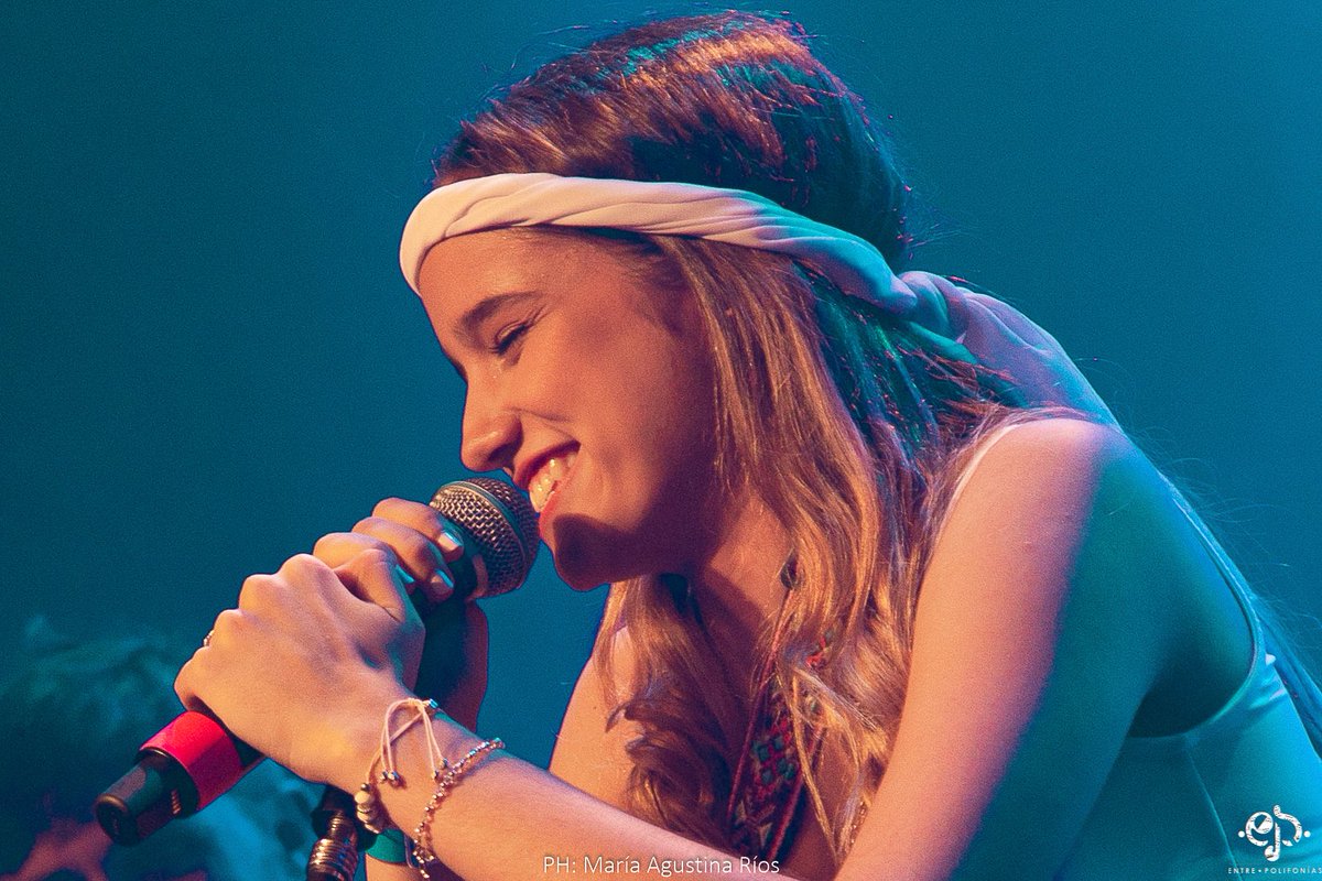 #COBERTURA ⚡️ <a href="/agosnisii/">NISI</a> estuvo presente en La Trastienda de Ruggero Pasquarelli y abrió el show con algunas de sus canciones.

👉bit.ly/2PfcbtH | 📸 <a href="/m_agustina_rios/">Agustina 📷💜🎶🎵</a>