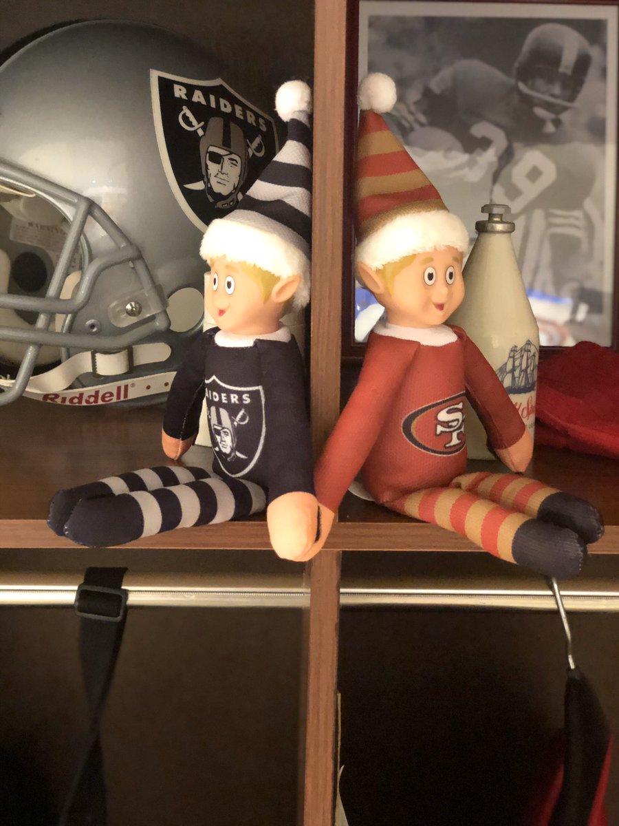 Some views to see at our #toydrive this Saturday December14th when we collect toys for children of fallen, deployed and disabled #military members! 1311 Madison Ave #RedwoodCity
#NFLAlumni #NorCalChapter #CaringForKids #49ers #Raiders #nfl #army #navy #usaf #marines #usmc #uscg