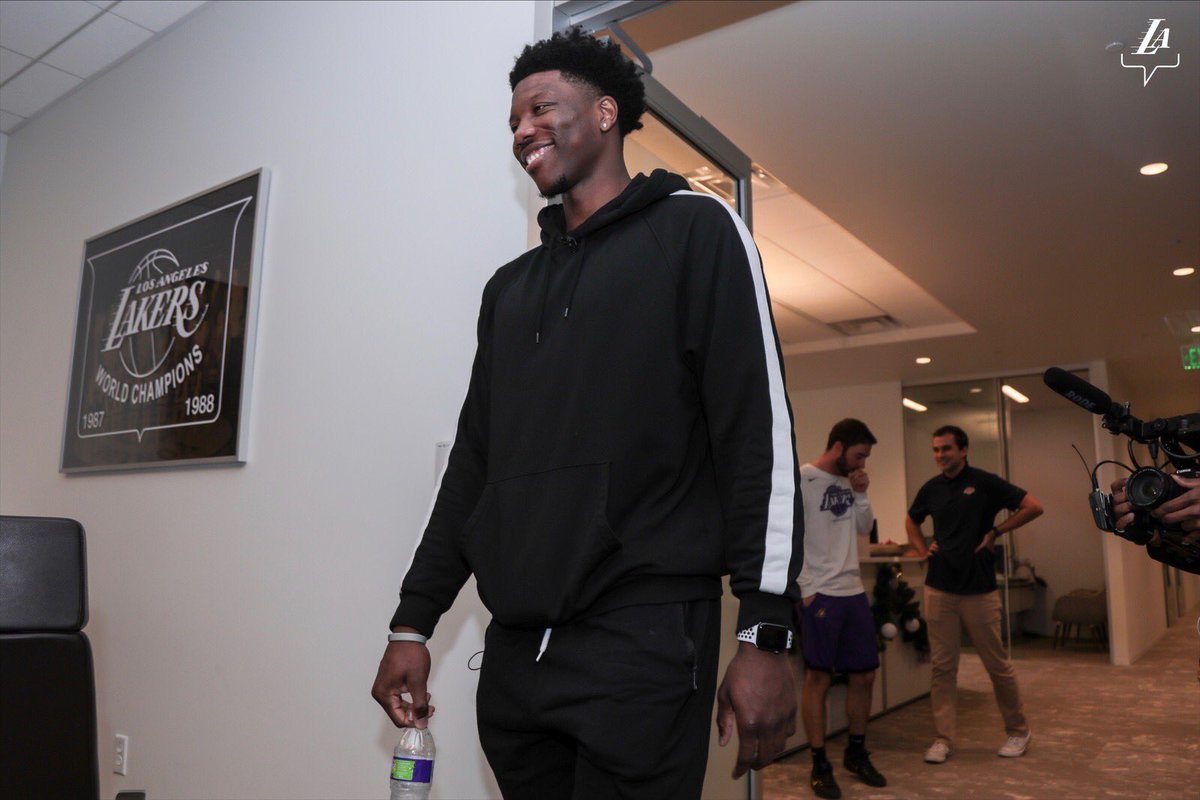 Lakers's tweet photo. 🖌🖌 https://t.co/OlDO9VE6wM