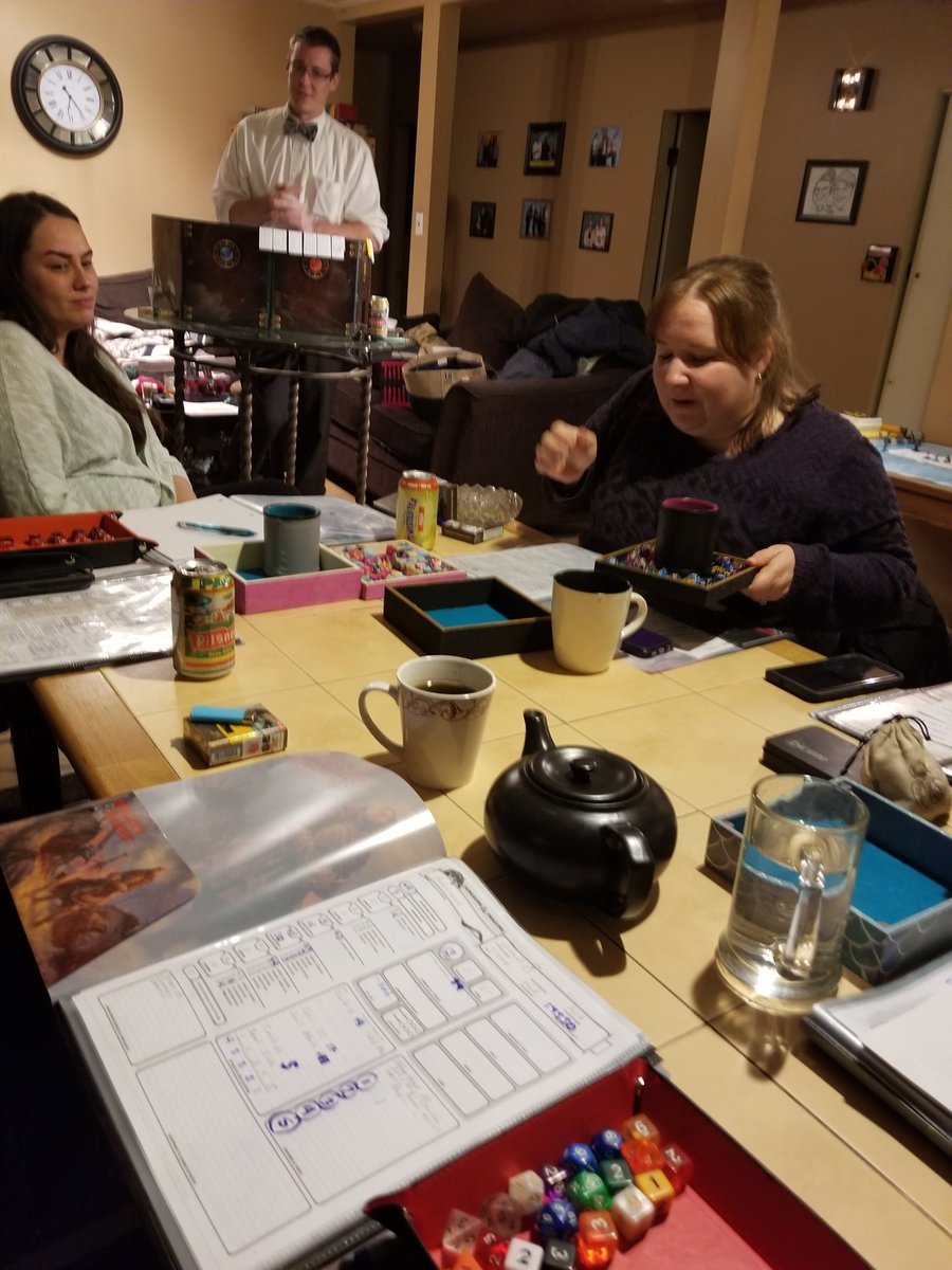 LooksLikeNick's tweet photo. Dungeons and dragons night out on the water. #dnd #dnd5e #dungeonsanddragons #homebrew https://t.co/R7F6dtxeBW