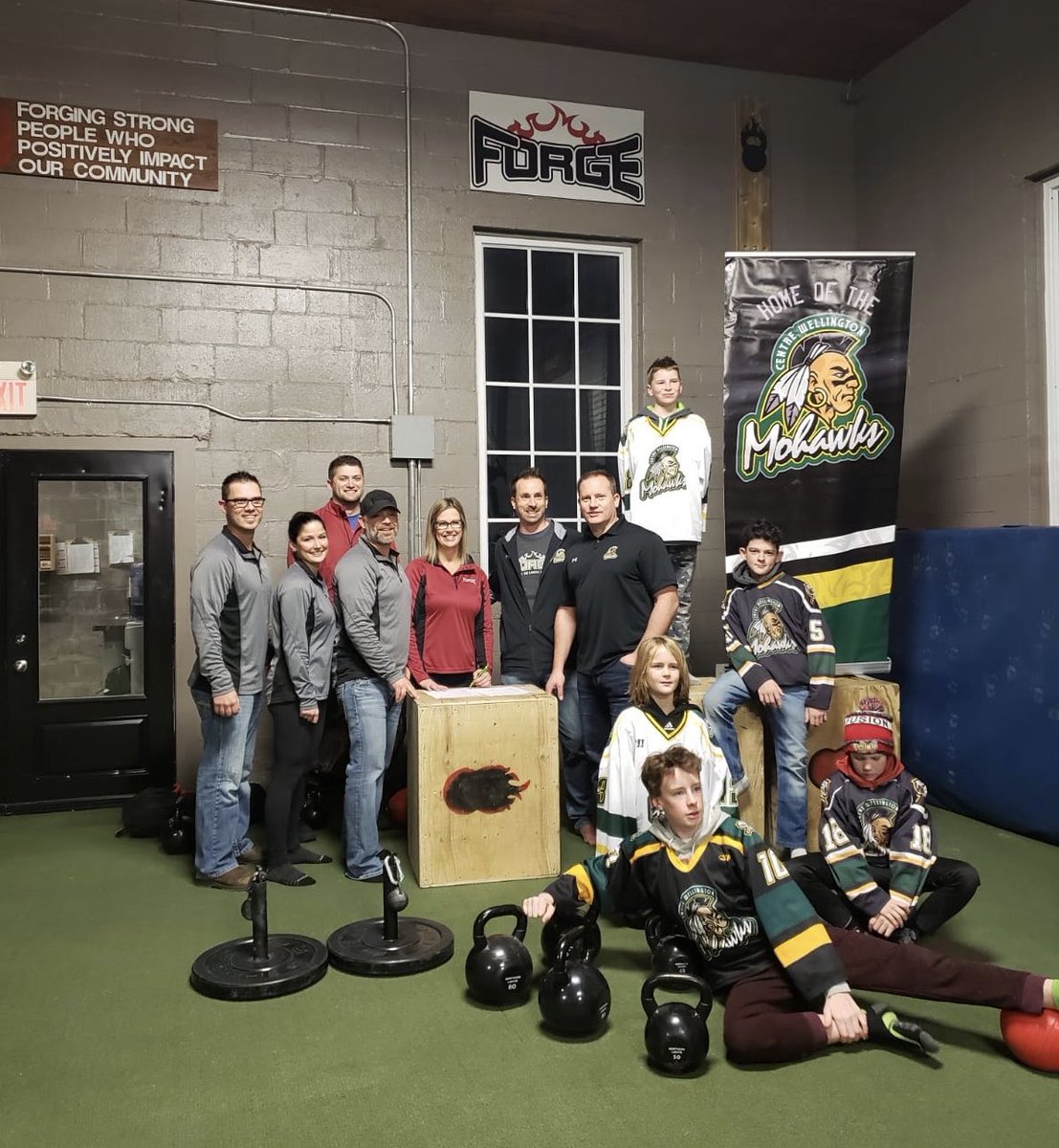 ForgeXTraining's tweet photo. Exciting day! Tonight we signed our very 1st local sports association agreement with @CWMinorLacrosse to become their Official Team Training Partner! Thrilled to work together to support our local minor sports athletes!
#ForgeX
#CWMLA
#strongerfaster
#teamtraining
#minorlacrosse https://t.co/6kGkHpq7nY