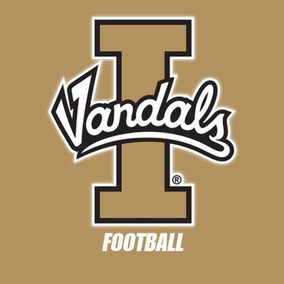 FrazierKaeden's tweet photo. After a great talk with @CoachCink I’m excited to announce that I have received an offer to play Quarterback and continue my education at the University of Idaho! #GoVandals https://t.co/Obqasxk8CZ