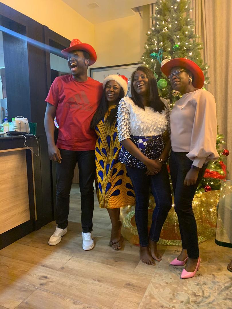 deboadedeji's tweet photo. Sometimes travel.
Just travel. 
Early Christmas Celebrations https://t.co/U93RW59geS