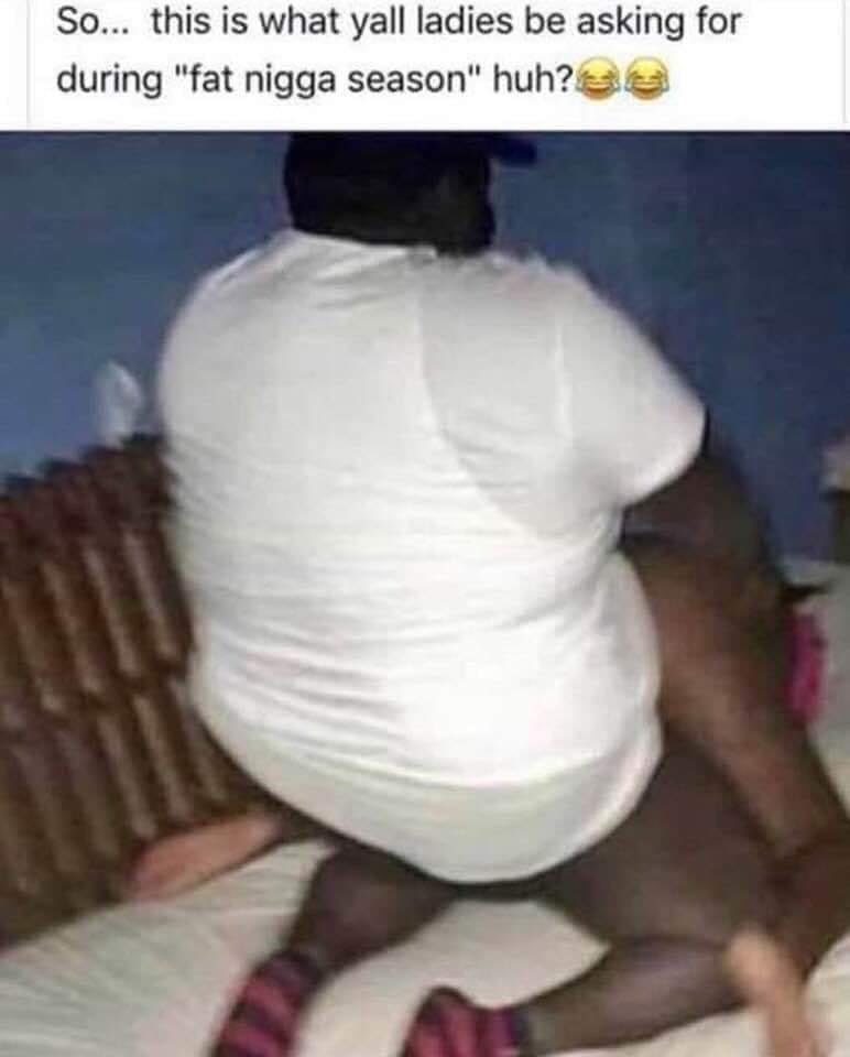 coldgameuke's tweet image. Y'all niggas play to much keep busting in on me belly deep in sum poon poon