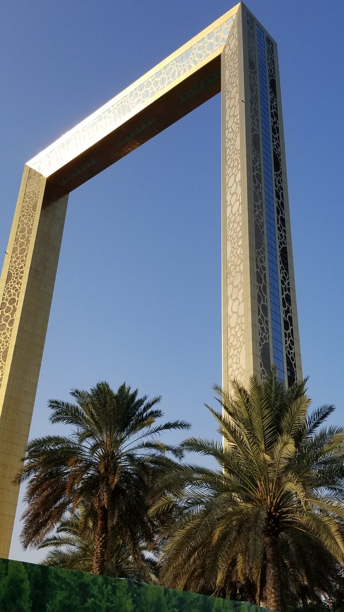 I'm so impressed by this amazing architecture inspired by the golden ratio #theframe #Dubai #dubaiframe #goldenratio #modern #vacationphotography