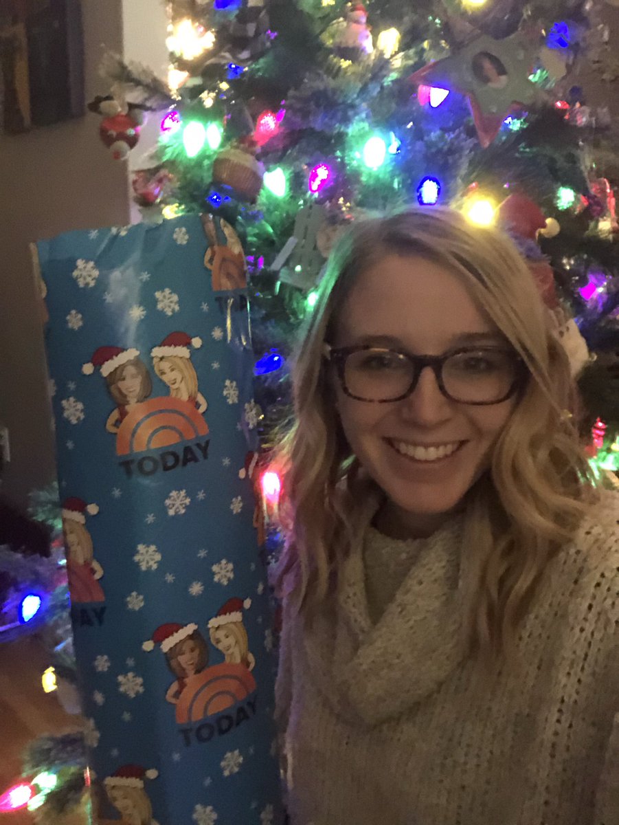 annebrady24's tweet photo. @HodaAndJenna Hi Hoda and Jenna! I love this “vintage” wrapping paper and loved KLG, but I need an updated version of this!❤️ #WrappingWithHodaAndJenna https://t.co/7eaVcavxKX