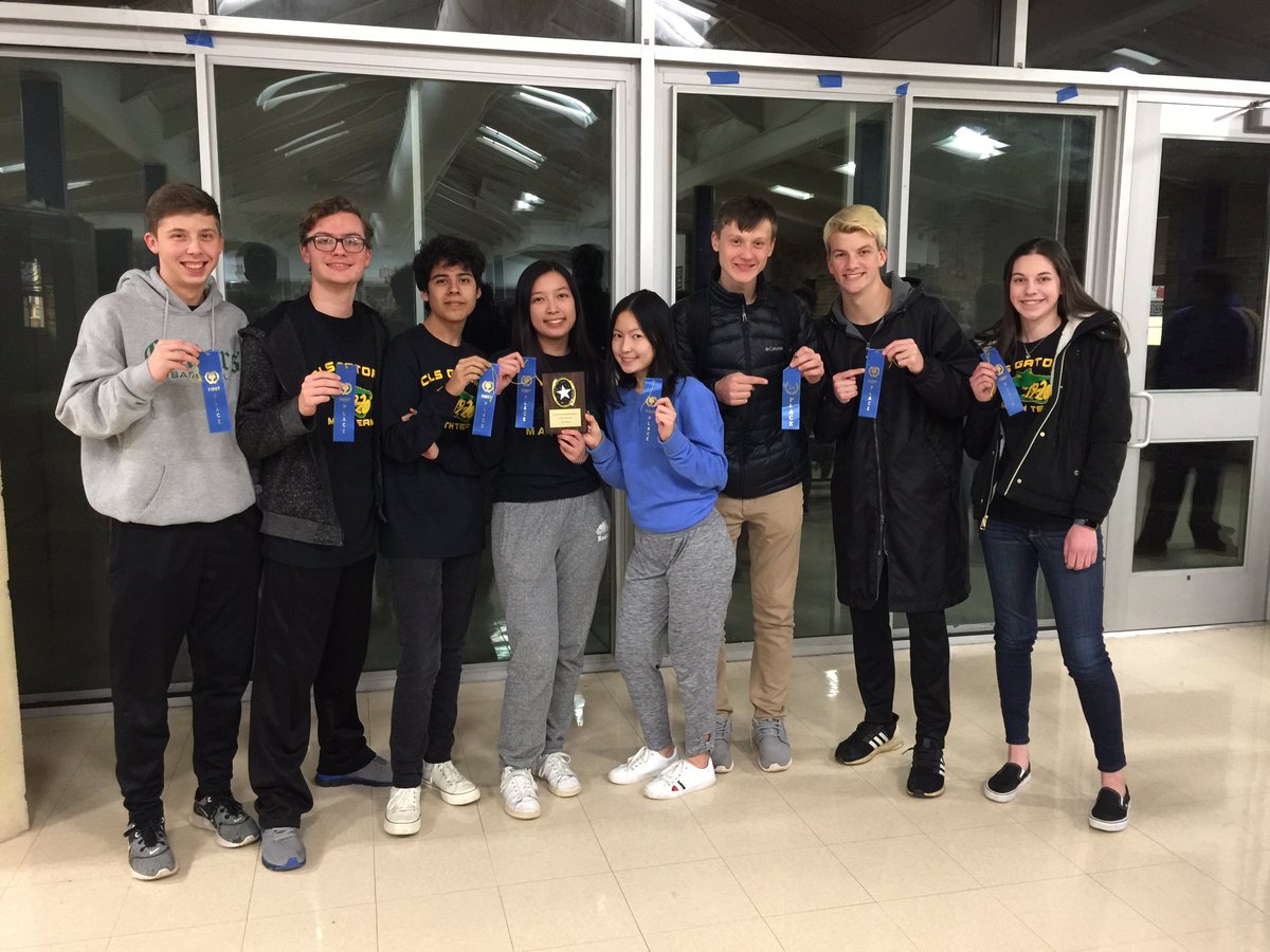 KResch10's tweet photo. Great start to the Math Team season! 2nd place at the D155 Meet!#CLSEngaged @joshuatnobilio @tgrabes17 https://t.co/GWW4WzXW6a