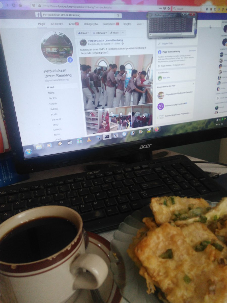 Ngopi sek luuuur, tambah mendoan ben krenyes². Mari belajar tertib, contohnya adik² SMP yang berkunjung ke Perpustakaan.