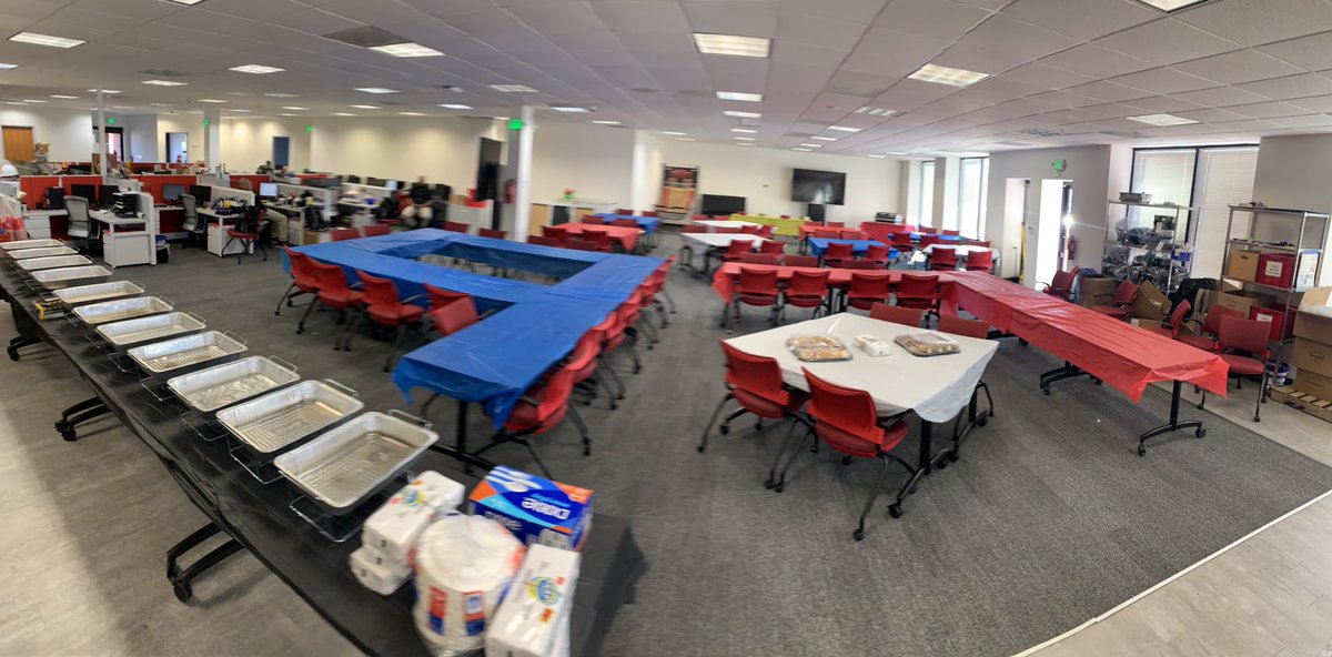 RangerRecardo's tweet photo. The calm before the storm. #endofyearevent #comcastbeltway #betwaystrong #cablelordsofbaltimore. https://t.co/wQLd560nBx