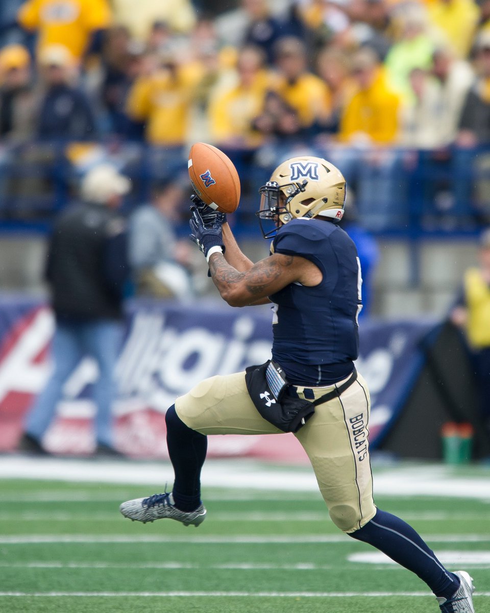 trev_joness's tweet photo. Blessed and Honored to receive an offer from Montana State University #GoBobcats 🔵🔸 @AllenTrieu @TheD_Zone https://t.co/sUZQVNySt0