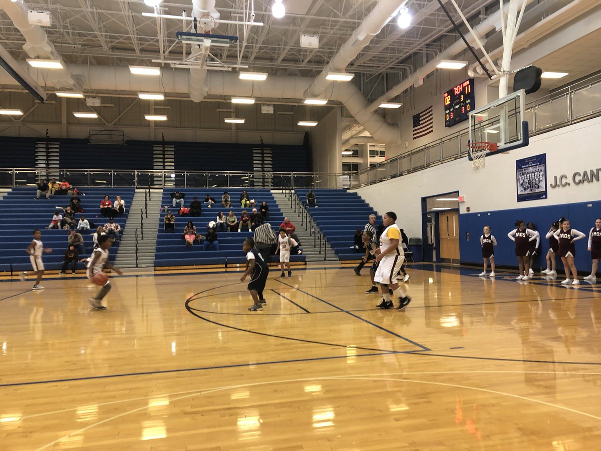 JRE with the win! <a href="/DixieDragons082/">Dixie Elementary</a> <a href="/DixiePrincipal/">Shawn Purlee</a> <a href="/JREJagPrincipal/">stephen howard</a> @JCPSAsstSuptES1