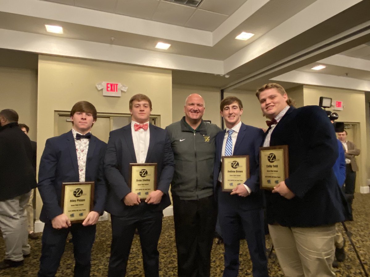 andrew_brown6's tweet photo. Blessed to be a 2019 All-Zoner!! @CoachAllenAHS @CoachJJWFHS @BDunnsports @KacyHintz https://t.co/IxTinZXSUh