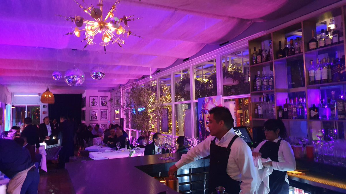 TravelTimesPlus's tweet photo. El exitoso restaurante de Miami #VillaAzur llega a México con el @villaazurmx hoy conoceremos sus principales platillos, coctelería y ambiente. #TTinforma #Turismo #Gastronomía https://t.co/QSsctKOoNX