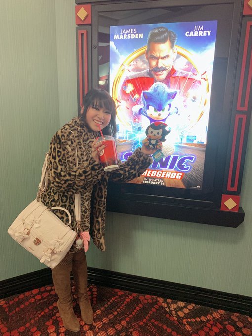 Movie theater guy to: @pepperonigal &ldquo;so.... u like sonic the hedgehog huh???&rdquo; 💀 https://t.co/BNlR7nJ<a class="tags" target="_blank" title="On Twitter" href="/?out=eyJ0eXAiOiJKV1QiLCJhbGciOiJIUzUxMiJ9.eyJpYXQiOjE3MjQ5OTQ4NDMsImlzcyI6InR3cG9ybnN0YXJzLmNvbSIsIm5iZiI6MTcyNDk5NDg0MywiZXhwIjoxNzU2NTMwODQzLCJyZWRpcmVjdF91cmwiOiJodHRwczovL3R3aXR0ZXIuY29tL3BlcHBlcm9uaWdhbCJ9.uqE33bJJhaczXzgPMQFXfi7Zx-zCRpsflyHBQzRZQJqnpB5sXI5-284AnA4ni9Fb-z7p3Bl95fkDVCIQSRy1Iw">@pepperonigal</a><a href="/tag/lilkim"class="tags"><span>#lilkim</span></a><a href="/tag/happyhalloween"class="tags"><span>#happyhalloween</span></a><a href="/tag/halloweencostume"class="tags"><span>#halloweencostume</span></a>