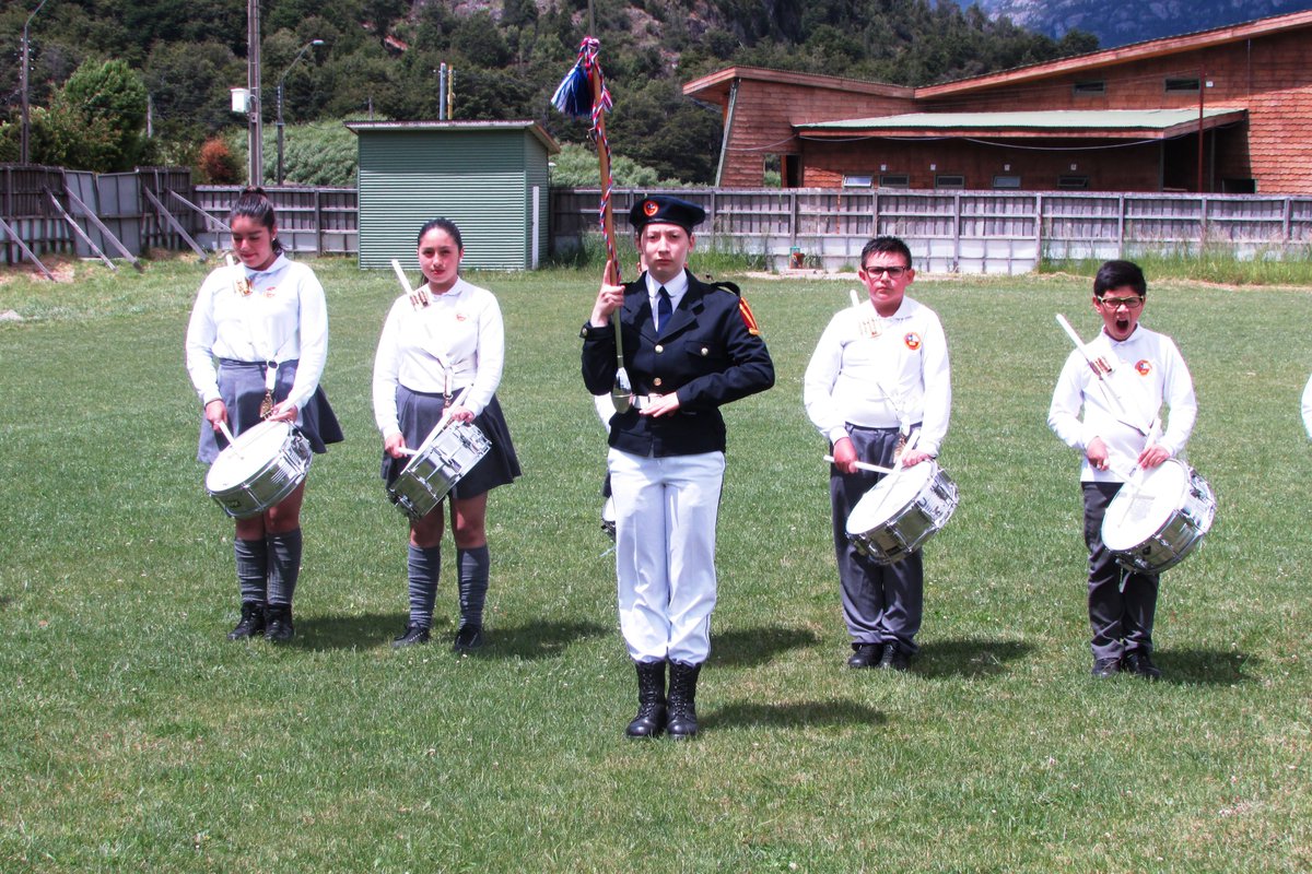 futa_escuela's tweet photo. Este miércoles 11 de diciembre se efectuó en nuestra comuna el "Encuentro Provincial de Bandas Escolares", actividad que tuvo como protagonistas a estudiantes de las escuelas Futaleufú, Roberto White Gesell de Palena y Juan José Latorre de Chaitén. 
@Mineduc https://t.co/ykpR8BTN1q