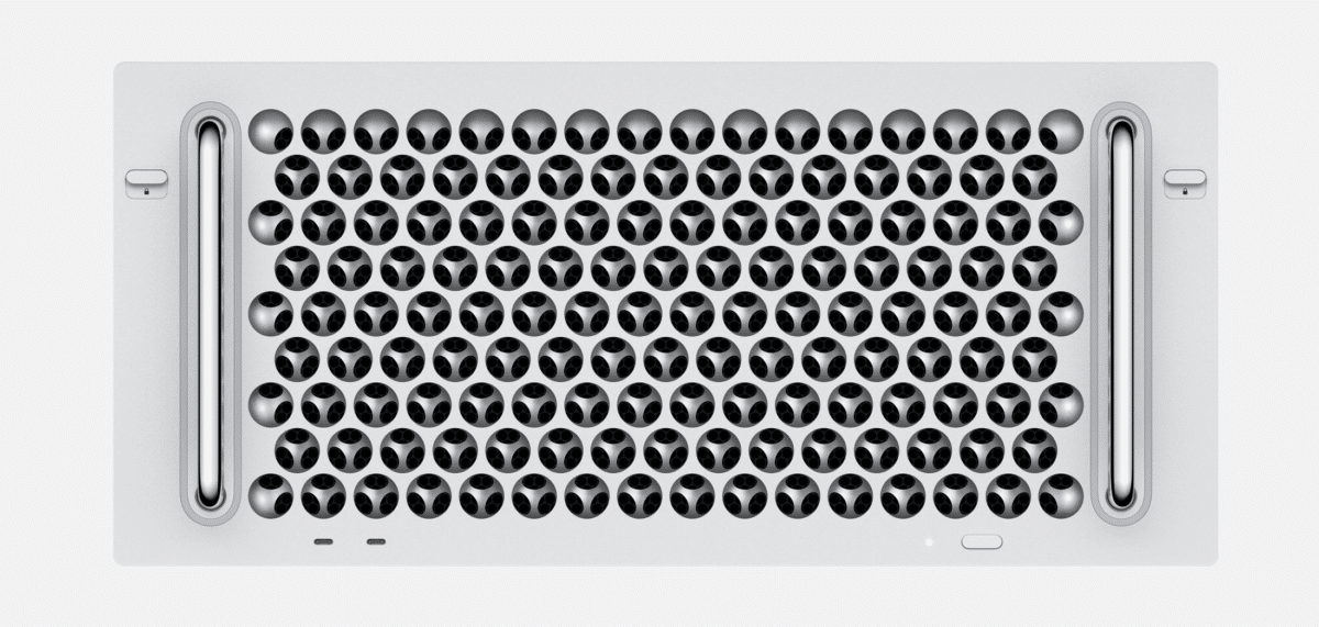 iPhoneHackx's tweet photo. Rack Mounted Mac Pro 'Coming Soon' for $6,499 https://t.co/UIJlbz2yCl #rackmounted #macpro https://t.co/l2T55UpHaI