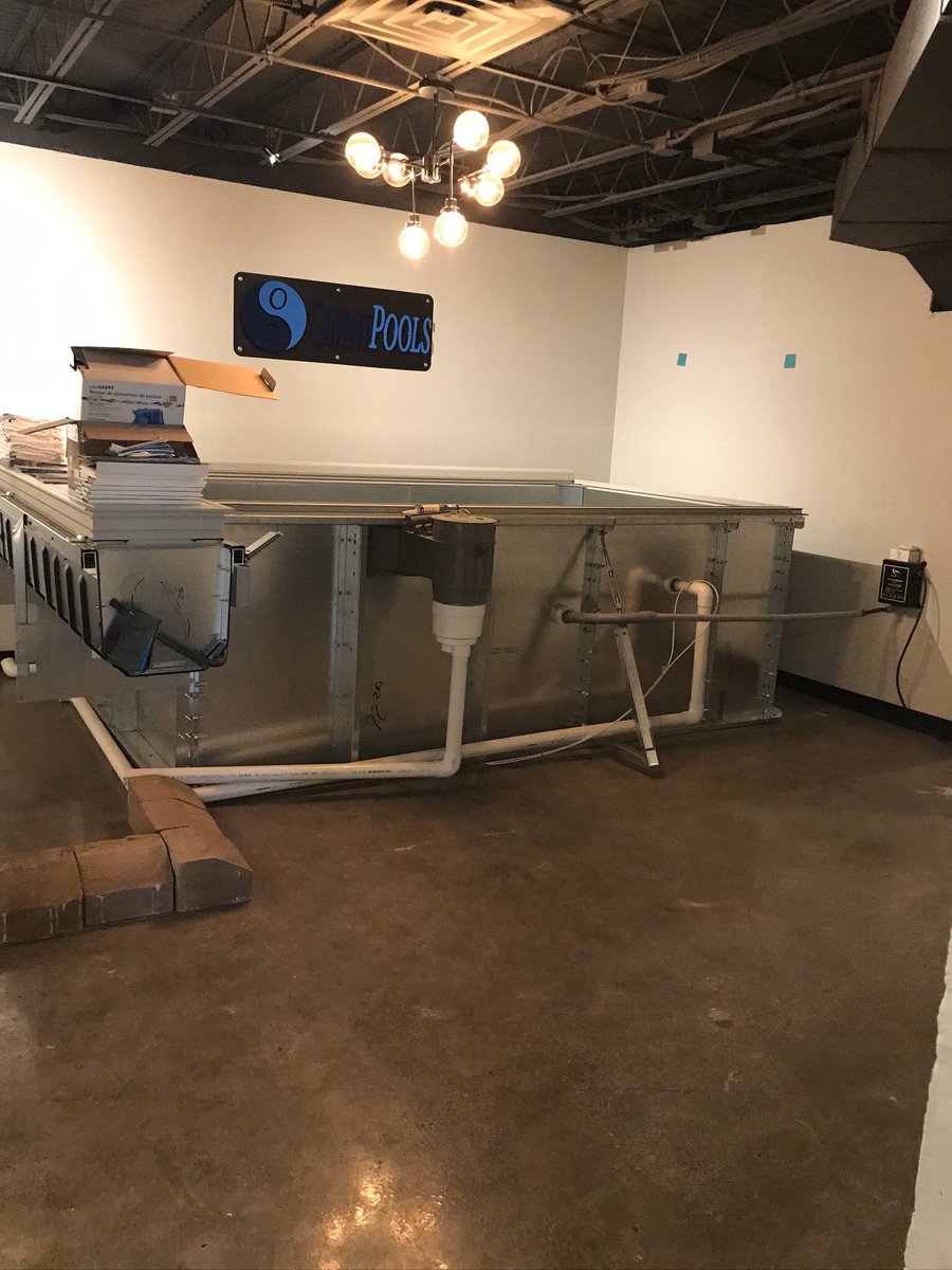 amycraycraft02's tweet photo. Design studio coming along nicely. Almost complete. #technobloc #lathampools #omniscapes @techobloc @LathamPool https://t.co/4WsvqGWjcX
