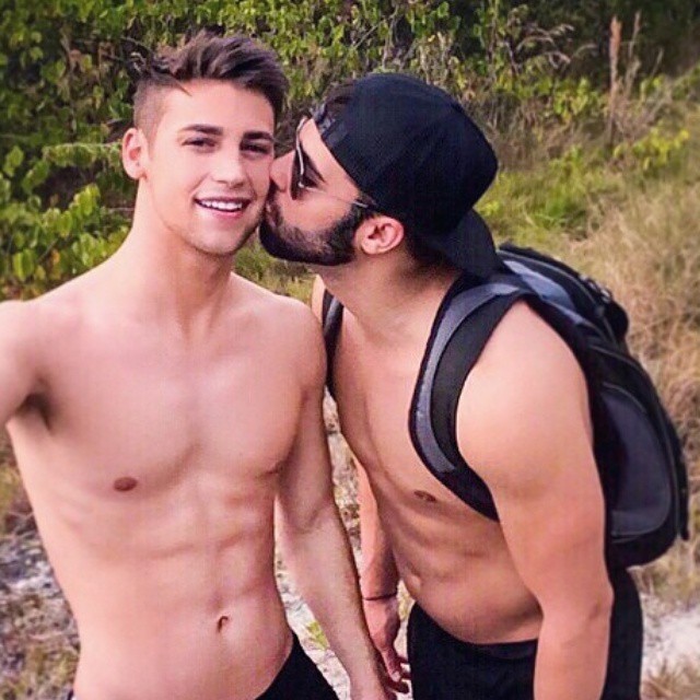 Gay Passion 🔥 71k on Twitter.