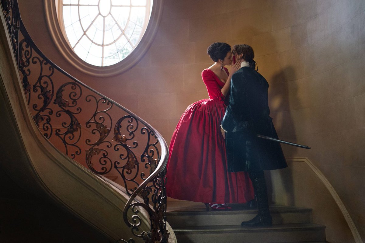Okiemom50's tweet photo. @rodeogal_12 @SkeltonSophie @SamHeughan @caitrionambalfe @Outlander_STARZ I am also SO VERY surprised that #Outlander doesn't walk off with ALL the awards๐คจIs there something i'm missing? ๐ณIt is the BEST series ever to be on TV ๐บ #BestShowEver #BestCastEver #BestCrewEver #BestCostumesEver #BestSetsEverโค๏ธโฎ๏ธ @netflix rocks๐ https://t.co/tSU7wXgtIR