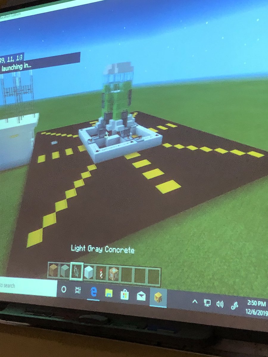 DoInkTweets's tweet image. RT @HolySpiritDevon: Some serious creativity happening in our Maker Space option @PlayCraftLearn and @DoInkTweets We are proud to post the end result of our final projects! #hscsproud #HourofCode2019 #ecsrdSTRENGTH #doink #greenscreen #everyonecancreate