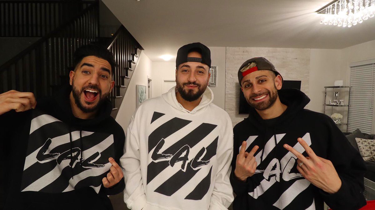 Although im still Recovering from my Fall on the cliff... We Back!! the Boyz and i just filmed an Epic video for yall! wanna see more of us ? SMASH that Like button with a Hammer 🔨 😉🔥 follow @dmasterflex000 <a href="/The_AliH/">Ali H</a>