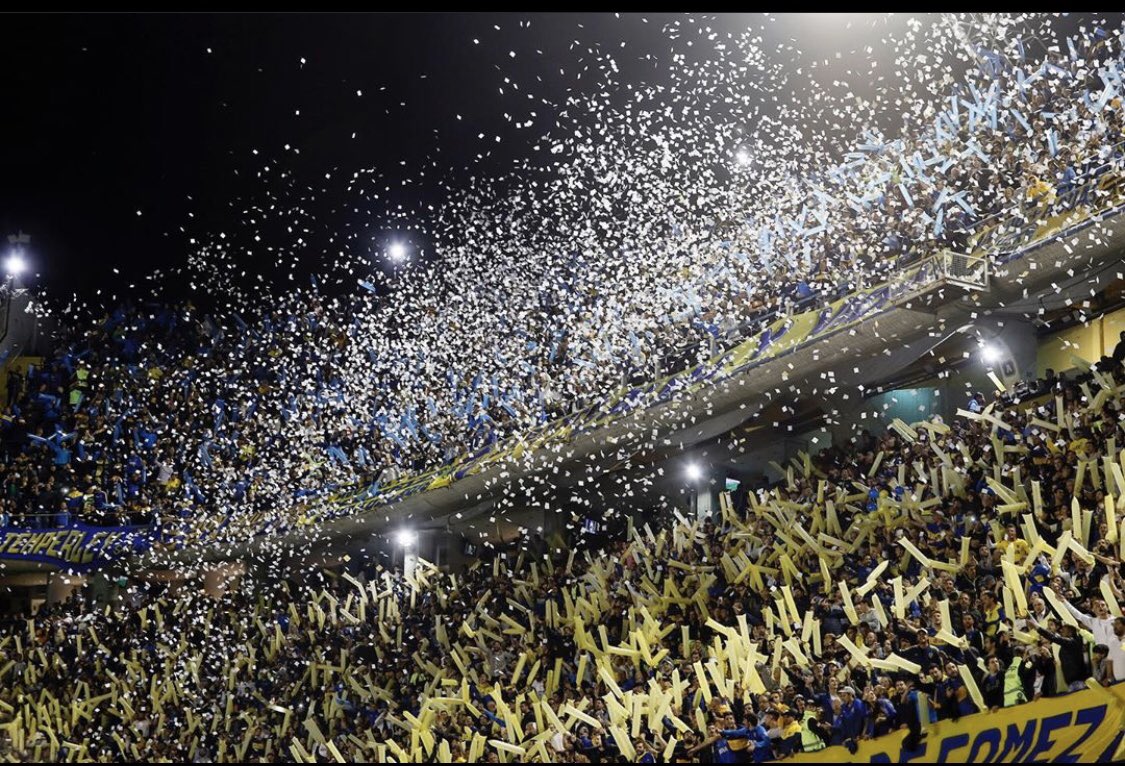Tato_Aguilera's tweet photo. 12/12 Feliz día del hincha de #Boca 
💙💛💙. https://t.co/yaHMZQ9j2T
