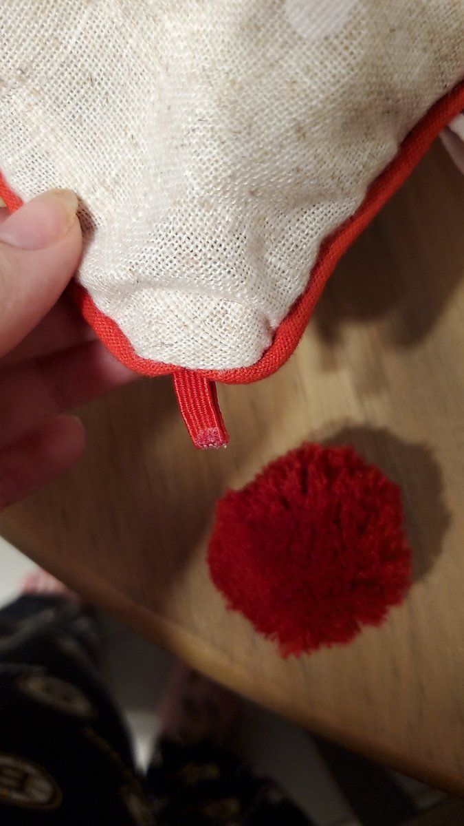 KPustizzi1's tweet photo. @marshalls christmas pillow just broke and i just bought this a couple of weeks ago. I don't have  a receipt https://t.co/VnlcDoZp8y