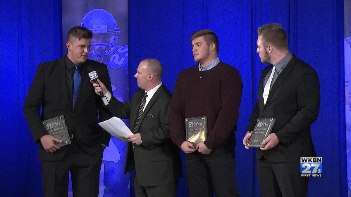 WATCH: Kellgren, Hofus, Gump accept 5 Blocks of Granite awards dlvr.it/RL6jZm