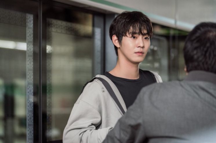 [2019.12.12]Ahn Hyo Seop x Romantic Doctor Kim 2 New Still Cuts @StarhausM(c) StarhausM #낭만닥터김사부2 #Ahnhyoseop #paulahn #RomanticDoctorKim2