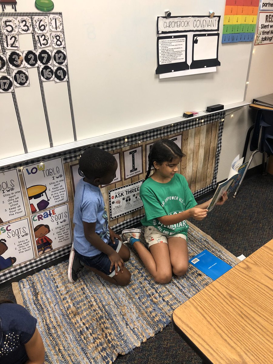 TeachKoch's tweet photo. My favorite moments this year are when my students work together by demonstrating good citizenship. We rise by lifting others #10dayselliott @ElliottLearners #OurFISDStory https://t.co/zoNmsWDUgg
