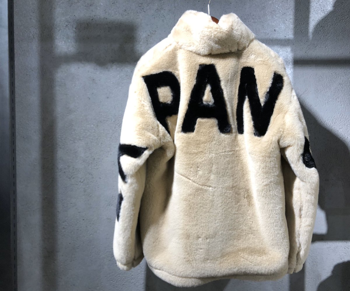 AGEM9yokohama's tweet image. 再入荷紹介⭐️
FREEDEEから、大人気のボアブルゾンが再入荷致しました😙

こちら、再入荷だけで無く新色のBEGが登場してます🤲
是非チェックしてみて下さい🤪

number   FD19-H01-1
size          M/L
price       ￥14,800+tax

#FUGA横浜 #FREEDEE