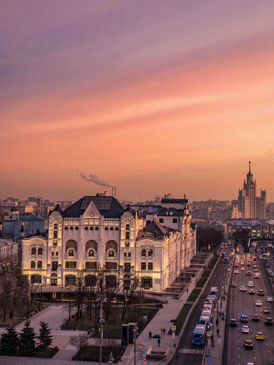 polytech_en's tweet photo. Today, Polytech celebrates its 147th birthday!🎉💫
On this day, we officially announce the opening date of the Historic Building. The New Polytech will open its doors to everyone in exactly one year — on December 12, 2020.
#PolytechnicMuseum #Moscow #museum #sciencemuseum https://t.co/tUiWkT3TzD