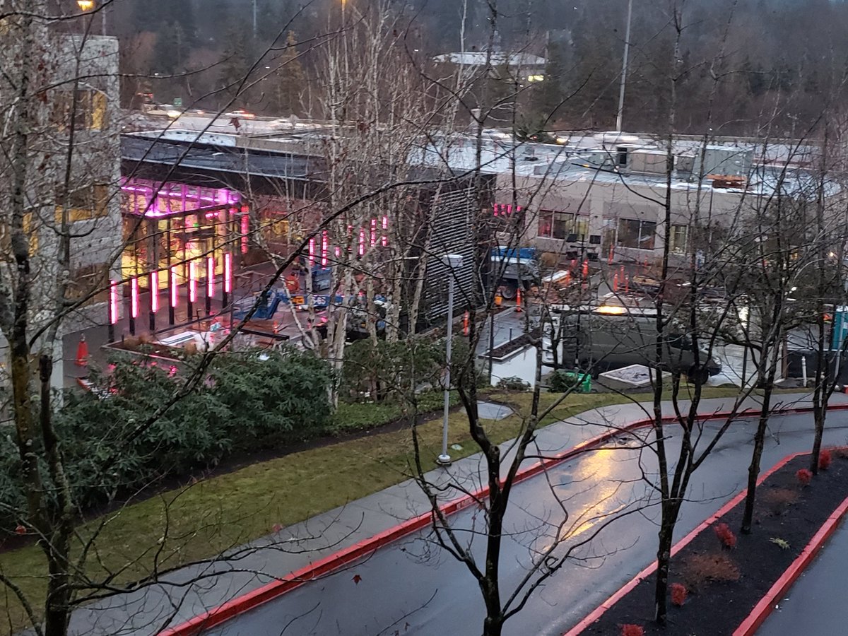 recruiterkm's tweet photo. Watching Building 1 at headquarters continue to transform!  #teammagenta #tmobile #areyouwithus #thecybersecrecruiter https://t.co/EHKq2hCTUQ