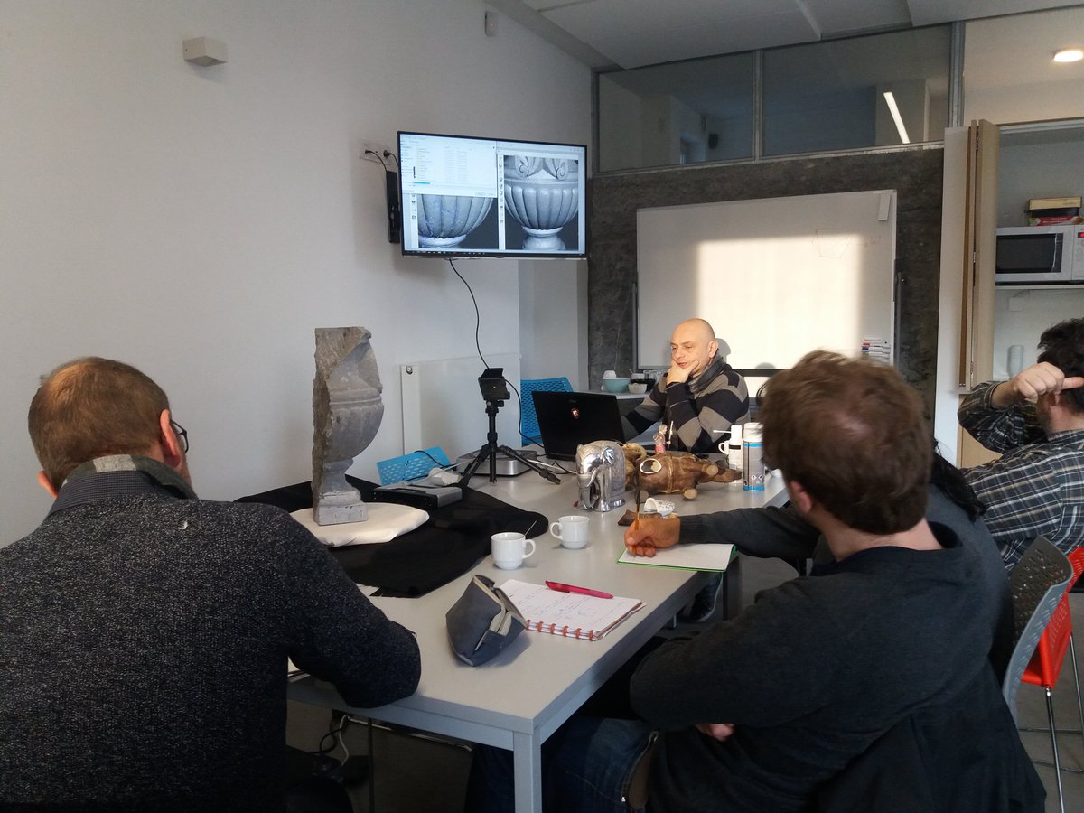 KvinDiModica1's tweet photo. Interresting workshop on photogrammetry and SL scanners applied to #CulturalHeritage, #museum and #Archaeology discussing the cost/quality ratio and best options according to the needs of public, curators and researchers. Thanks to @InterregFWVL and pole de la pierre in Soignies https://t.co/nLfzoyHa18