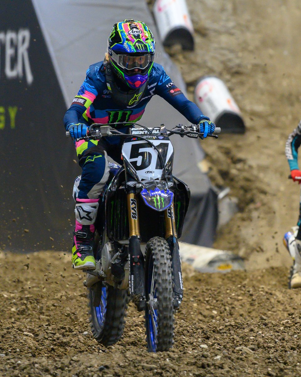 Throwback Thursday #TBT 
Training session on Saturday 7 December for the Monster Energy Supercross Geneva ! Mike Alessi, Adam Enticknap, Jordi Tixier and Justin Barcia. 

📸 by Conrad Swetland

#SuperCrossGeneva
