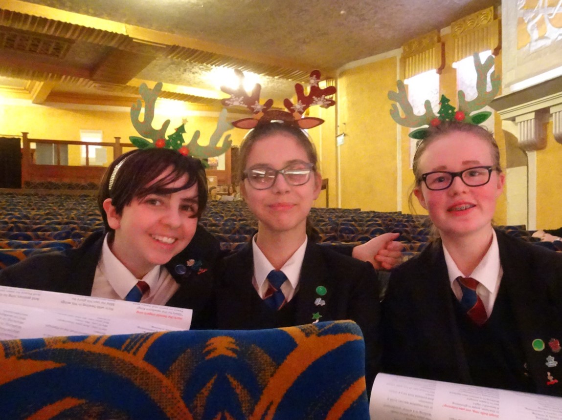 Stockport_Sch's tweet image. The music department were busy today spreading some Christmas joy in the Community at two different events. One of the events involved a Christmas singalong at Stockport Plaza where the students performed with the Intergenerational Doing Dementia Differently Choir.