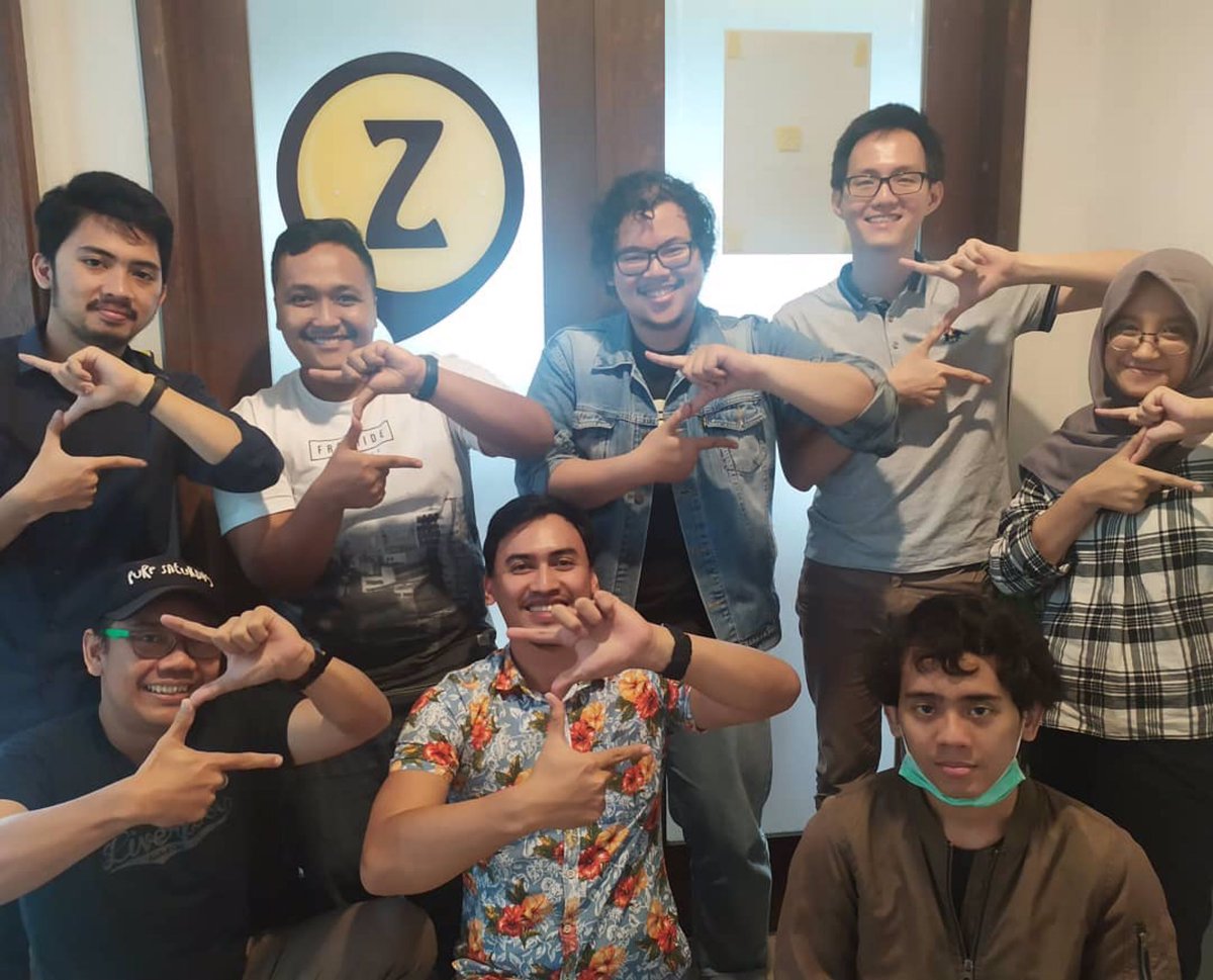 ShintaVR's tweet photo. #Millealab Kolaborasi bersama #ZeniusEducation
https://t.co/dL91kgrDB9
#gurucerdas #guruinovasi #gurukreatif #GuruPenggerak #education #vrindonesia #vredukasi #vredukasi #vrpendidikan  #vreducation #vrforgood  #shintavr #gurukreatif #ppbt2019 #kemenristek #kemendikbud #arvrinedu https://t.co/oMDbNCeLwa