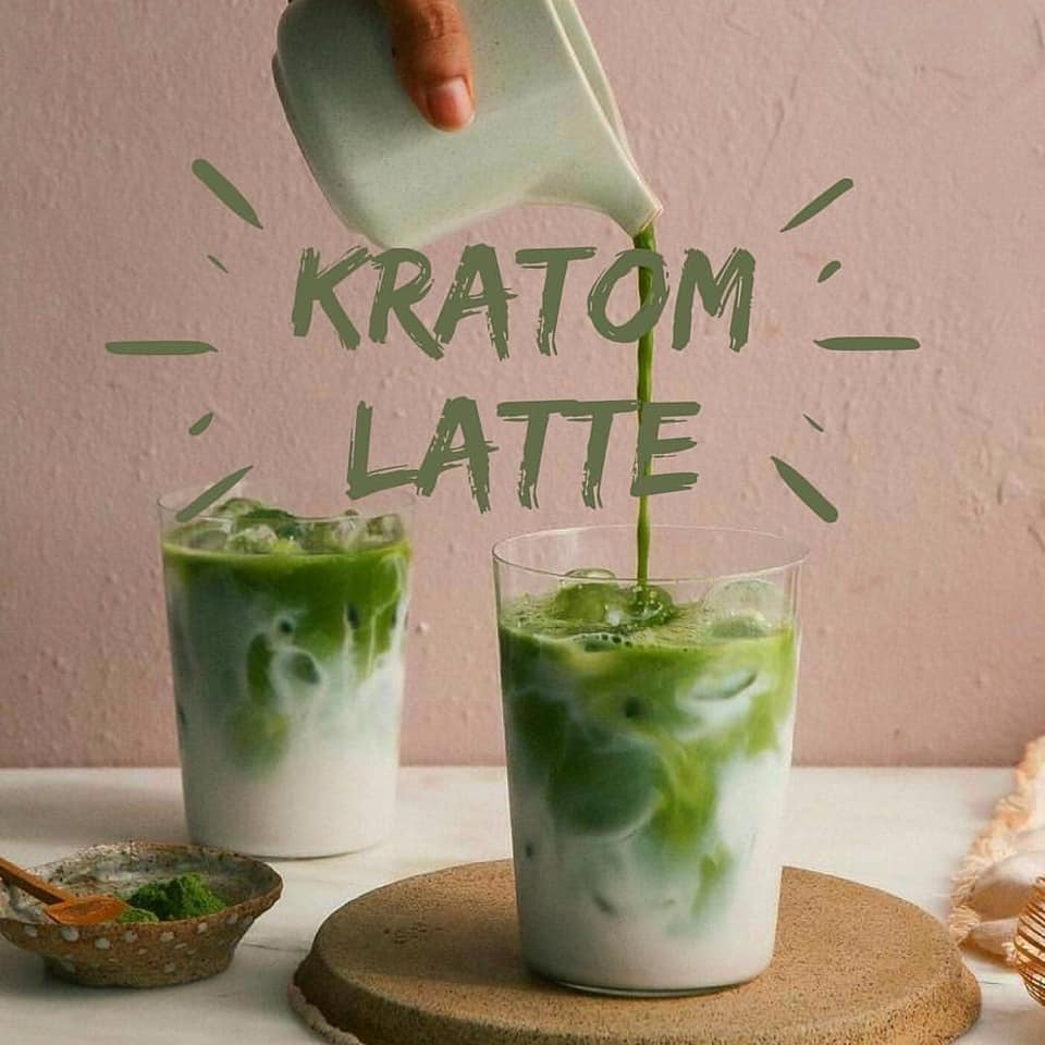 BotanicalsKay's tweet photo. Looking for a new way to try Kratom? Mix your favorite Kratom with milk and sugar over ice.
#kratom #maengda #Mitragyna #recipes #coffee
#kratomlatte #latte #kratomforsale #kaybotanicals #botanicals #kratomonline #saleforkratom https://t.co/dIAjahWZQP