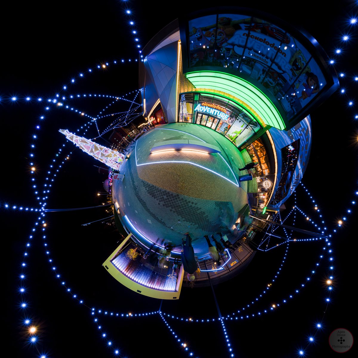 Lakeside Christmas Lights #360degrees #360photography  #360camera #360view  #lifein360 #christmastree  #merrychristmas  #christmastime  #chrismas #christmas🎄  #chritmas  #chistmas  #nightphotography  #nightphotos  #nightshot  #nightlights  #nightscapes