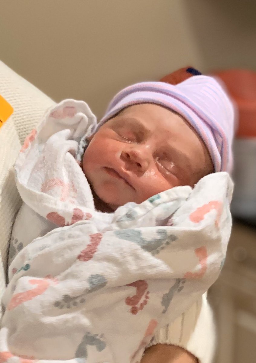 annapetrole's tweet photo. Another grandson to love!  Victor Elio Flores arrived today!  Made it from Toronto to Dallas with 40 min to spare!  #grandson #family #cutitclose https://t.co/Lqu9TqNiAk