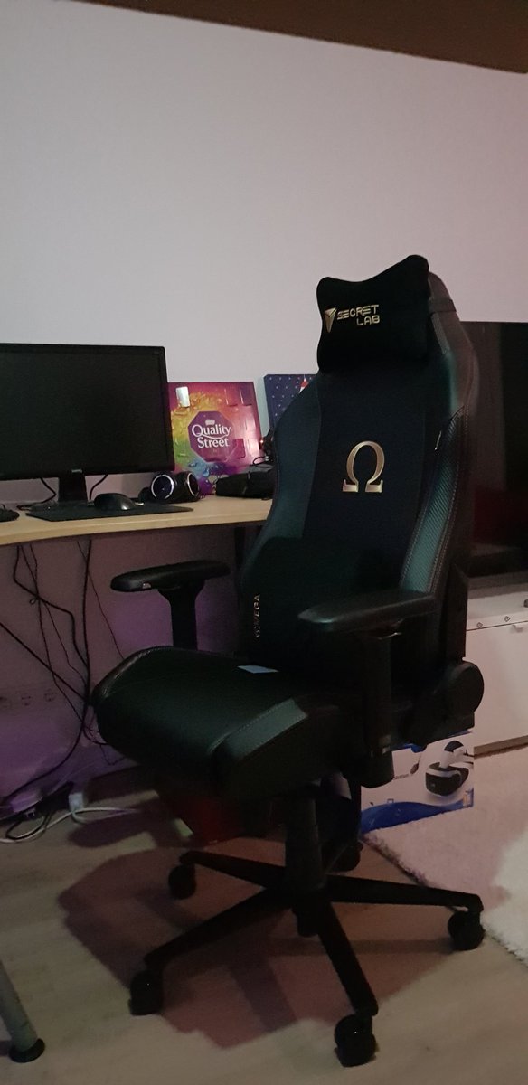 #Secretlab ❤
